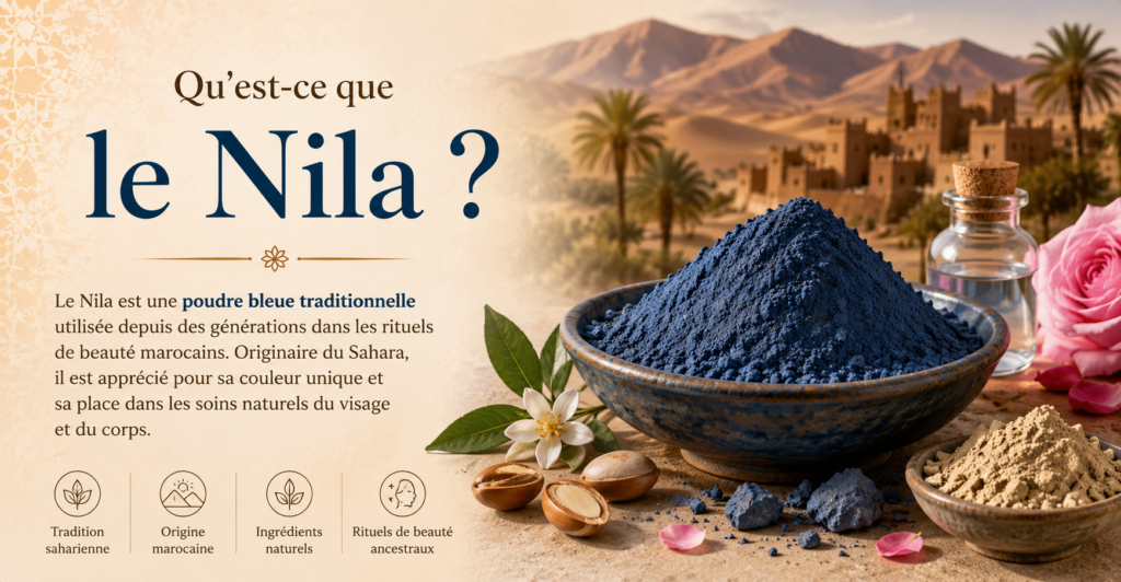 Nila marocain, poudre bleue traditionnelle du Sahara, présentée avec des ingrédients naturels dans un paysage désertique illustrant son origine et son utilisation